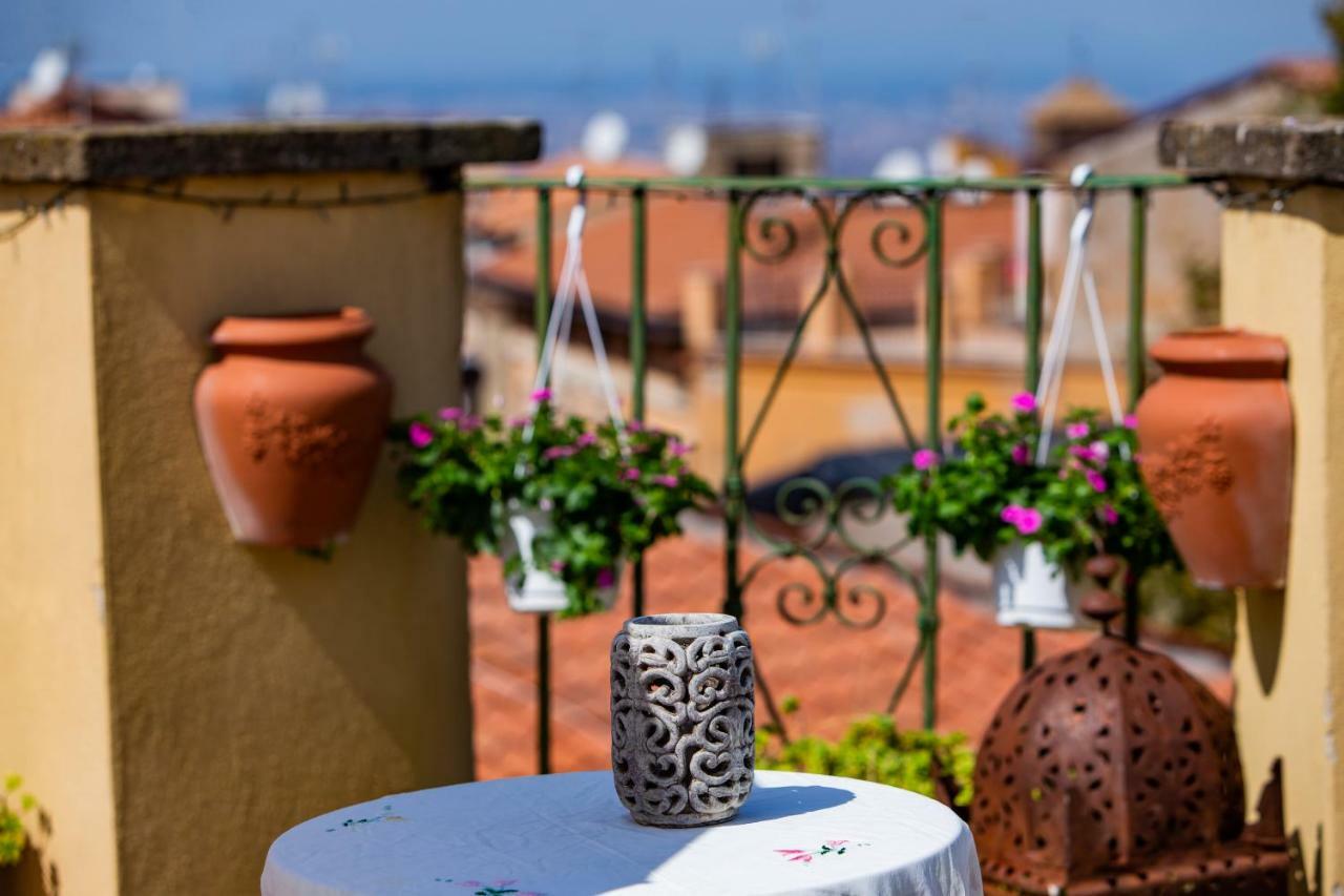 B&B Buonfiglio Cicconcelli - Terrazza Panoramica Frascati Ngoại thất bức ảnh